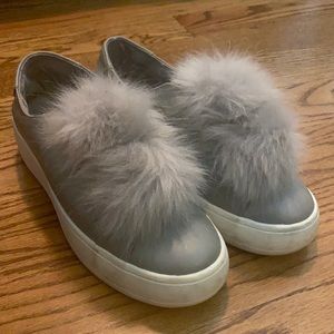 Steve Madden size 6 platform slip on sneakers with fuzz